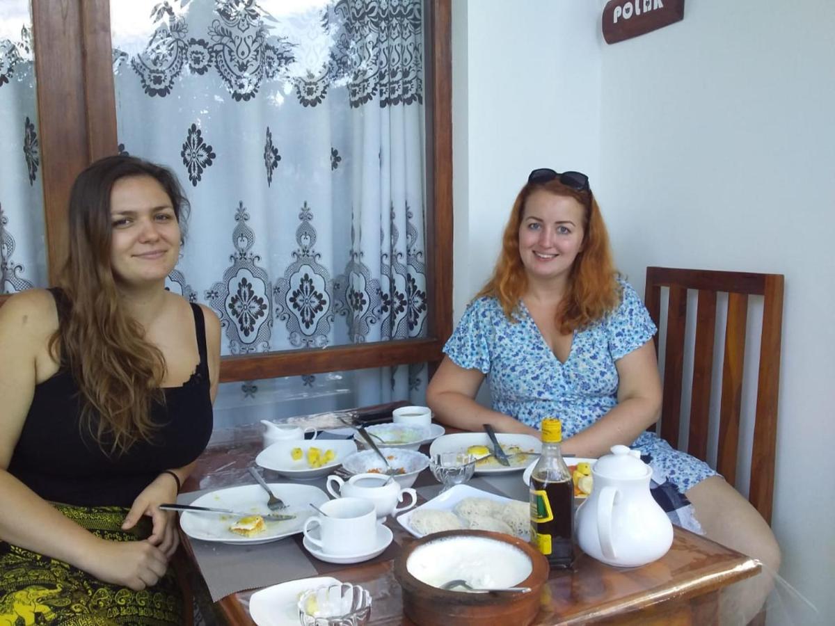 Lazy Bear Lodge Ella Bagian luar foto
