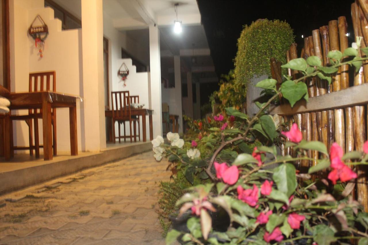 Lazy Bear Lodge Ella Bagian luar foto