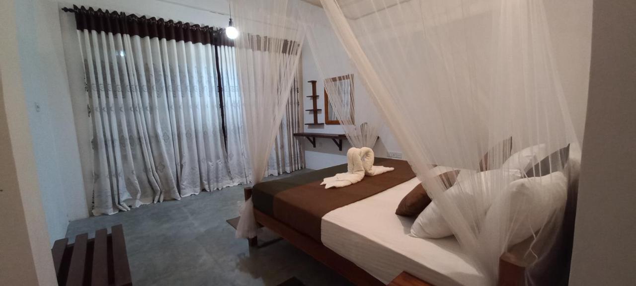 Lazy Bear Lodge Ella Bagian luar foto