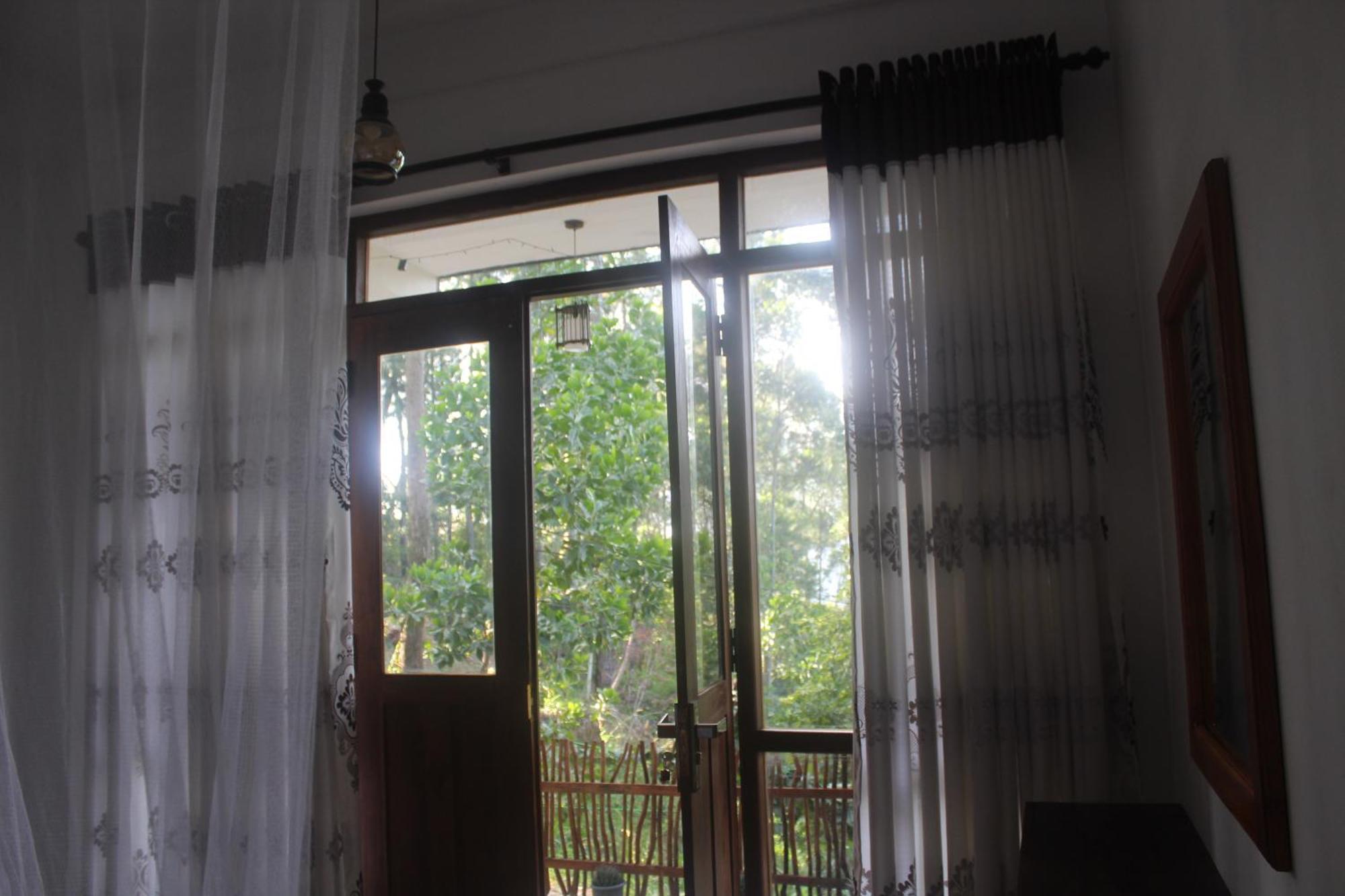 Lazy Bear Lodge Ella Ruang foto